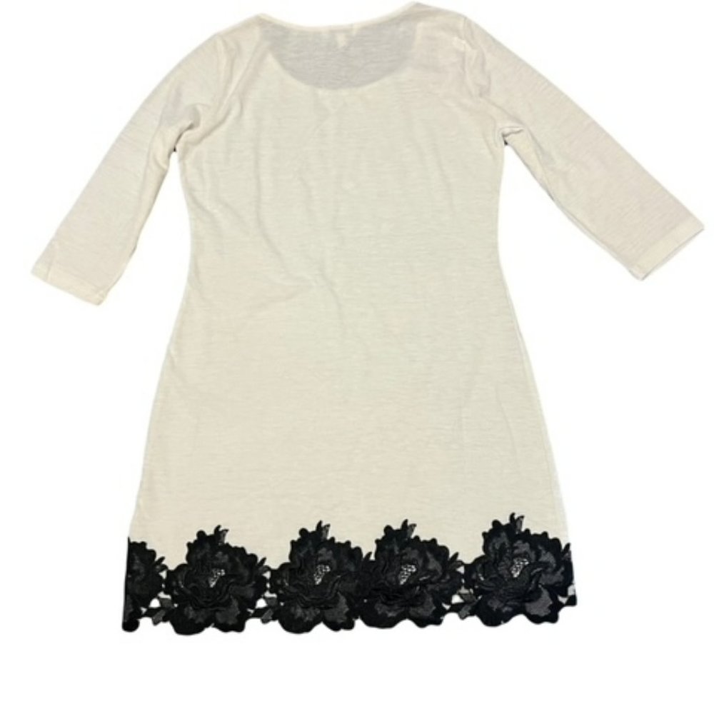 Charming Charlie Beige Dress with Floral Lace Flowers Sz L‎